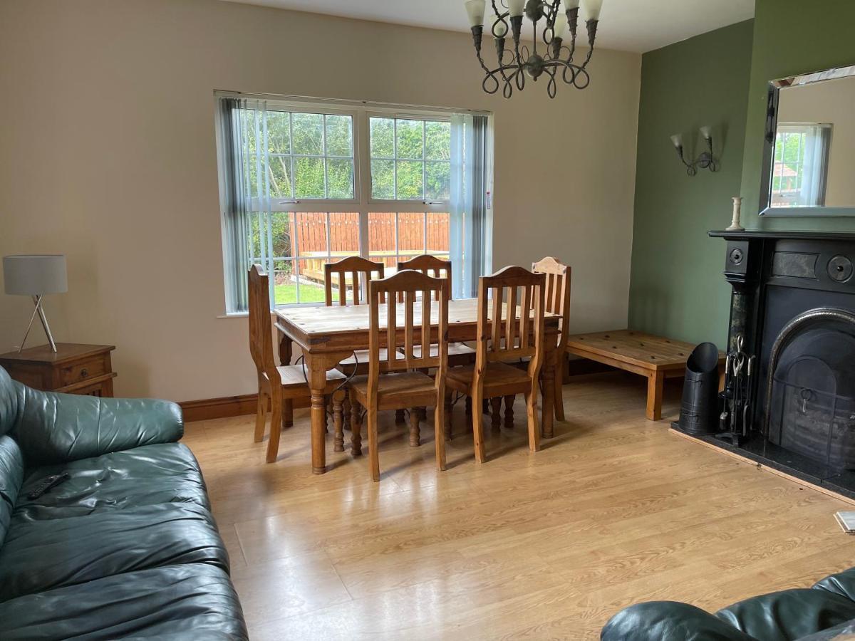 Ballinderry Station Cottage - Luxury Stay. 利斯本 外观 照片