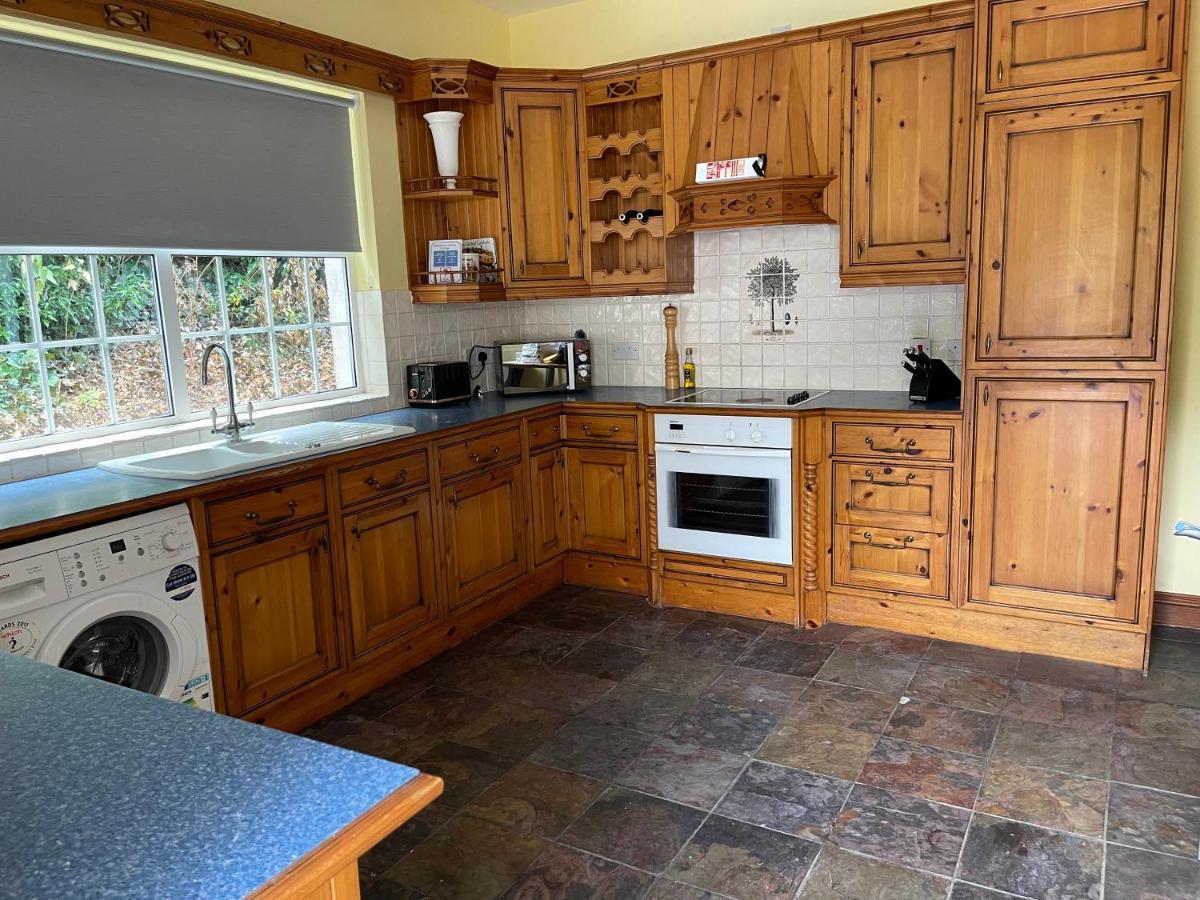 Ballinderry Station Cottage - Luxury Stay. 利斯本 外观 照片
